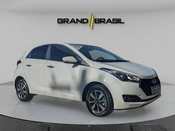 HYUNDAI HB20 1.6 PREMIUM 16V FLEX 4P AUTOMÁTICO HYUNDAI HB20 1.6 PREMIUM 16V FLEX 4P AUTOMÁTICO